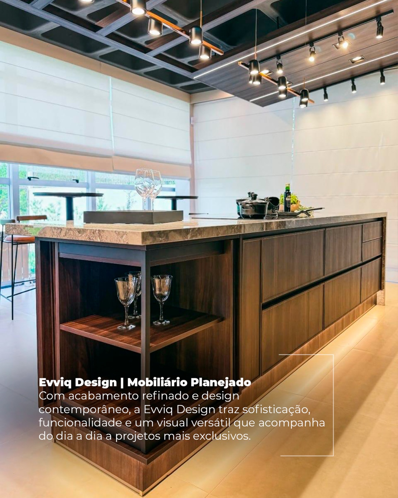 Sofisticação que transforma ambientes.Na Evviq Design, cada detalhe é pensado para unir elegância, funcionalidade e personalidade. Este projeto traduz a harmonia perfeita entre materiais nobres, design contemporâneo e excelência em acabamentos, elevando o padrão de qualquer espaço.Mais do que móveis, criamos experiências que inspiram o dia a dia e valorizam cada ambiente.- Design exclusivo
- Acabamento premium
- Soluções sob medidaEntre em contato e transforme seu projeto em realidade.#evviqdesign #rivieradesãolourenço #moveisplanejados #finger